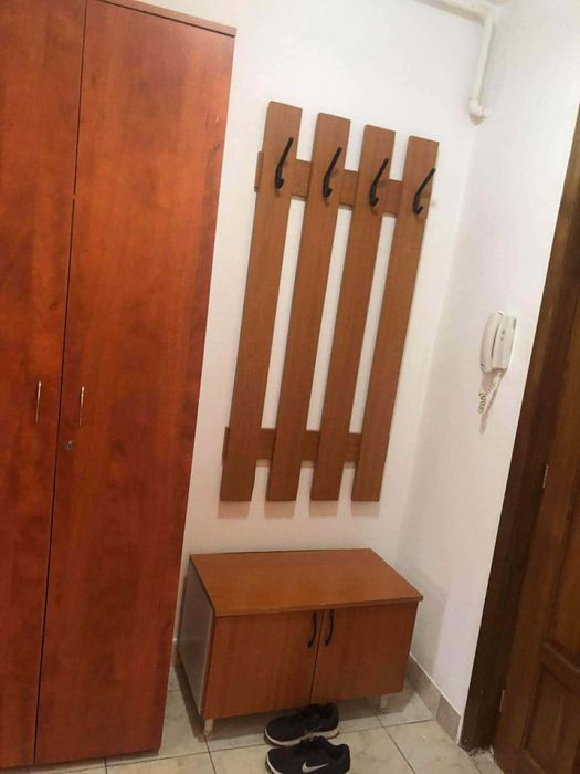 Inchiriez garsoniera