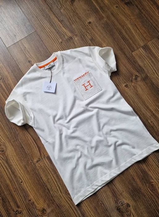 Страхотна мъжка тениска размер М