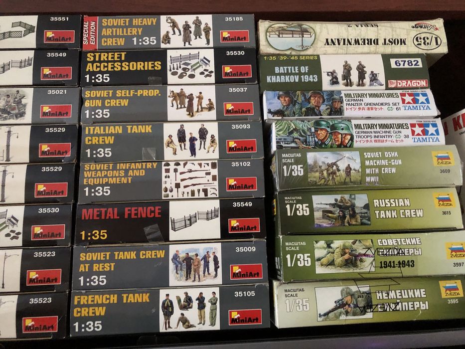 Модели за сглобяване мащаб 1:35