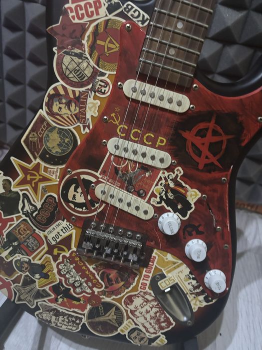 Продаю гитару стратакастер sonor, в необычном дизайне