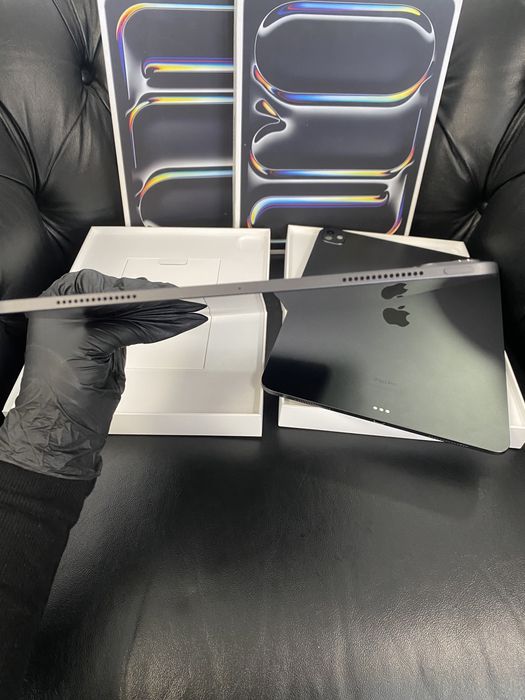 iPad Pro 13-Inch / 256 GB / Space Black