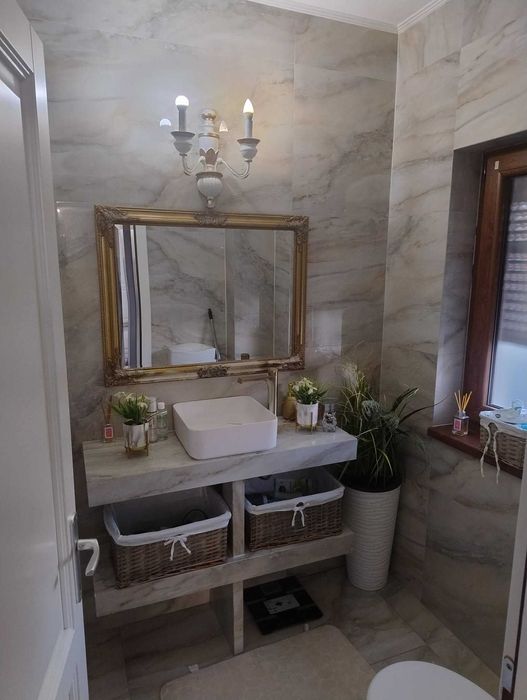 Casa 4 camere lux, Paleu