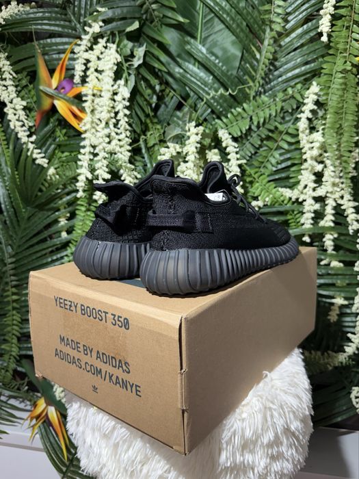 Adidas Yeezy 350 Onyx Black