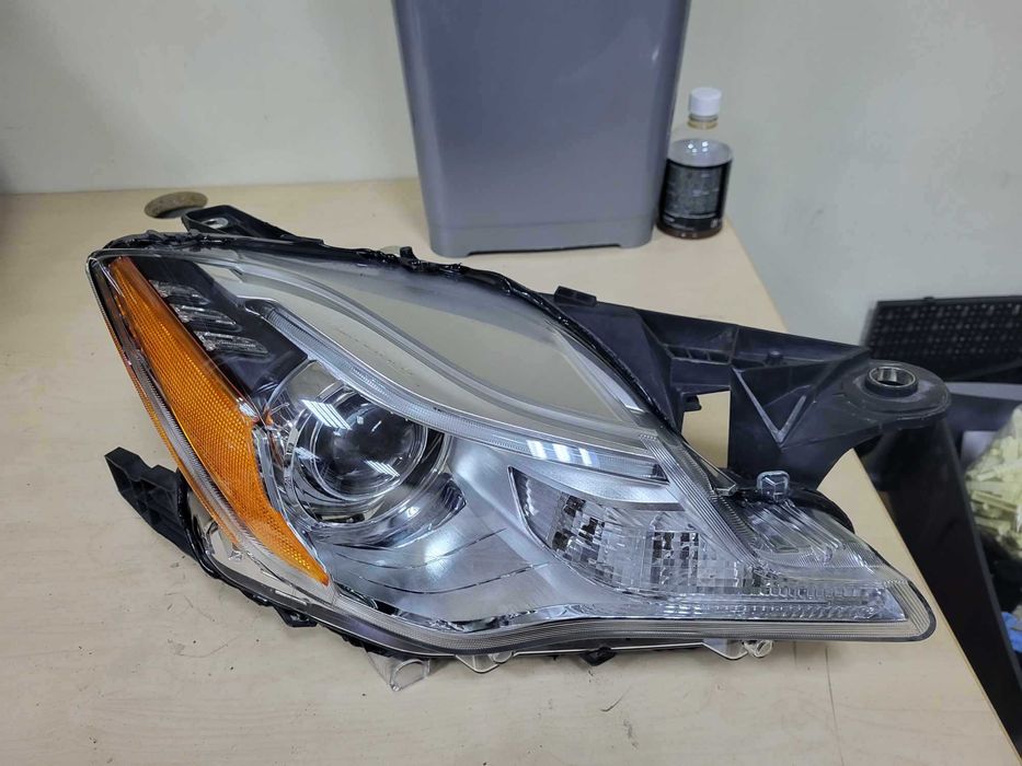 Десен фар Maserati Quattroporte desen far мазерати куатропорте