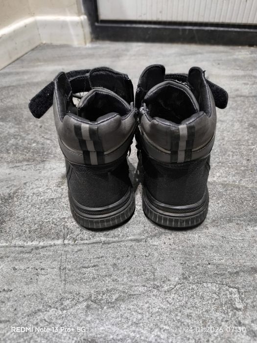 Ботинки зимние 36 рр