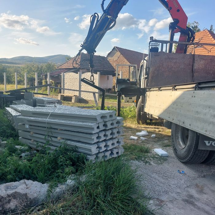 Placi de gard cu armatura de fier, ofer transport cu macara