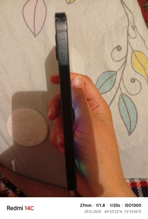 Продам айфон 14