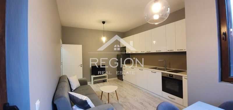 Дава се под наем Двустаен апартамент в Варна, Цветен квартал - 58 кв.м за 459 € - Снимка #1