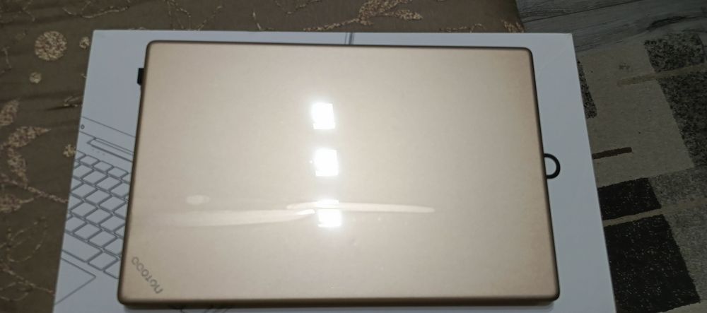 Laptop 6/256 14 inchi