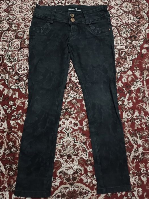 Джинсы. Расцветка красивая