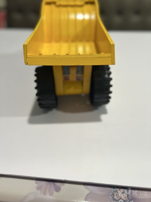 Belaz qo'l mehnati sotiladi