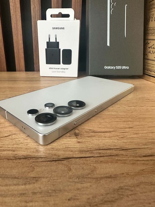 Samsung S25 Ultra 512GB Titanium Gray ГАРАНЦИЯ