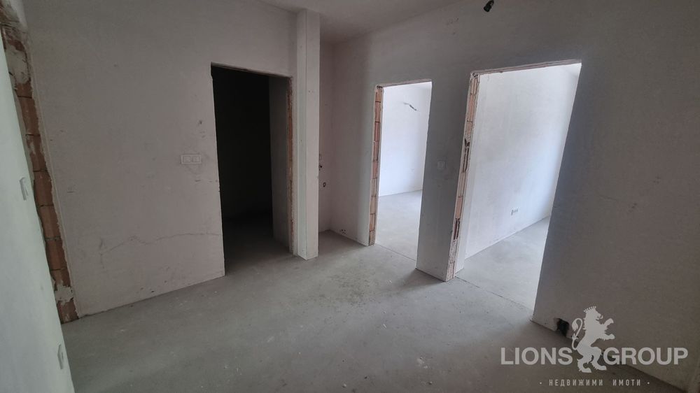 Продава се Четиристаен апартамент в Варна, Бриз - 144 кв.м за 1382 €/кв.м - Снимка #4