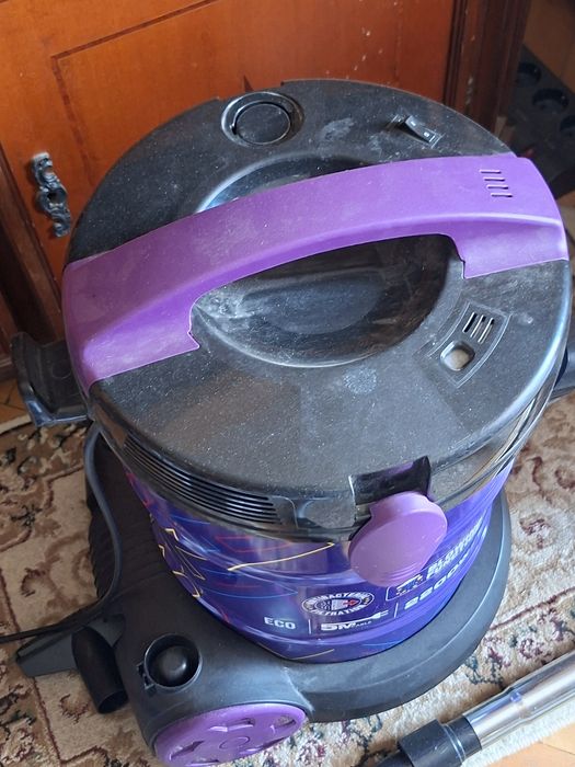 Aspirator de mana si de picior