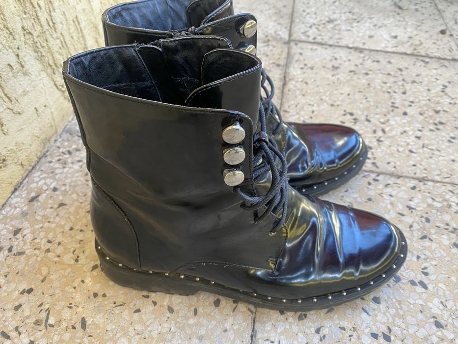 Боти лак 40 номер