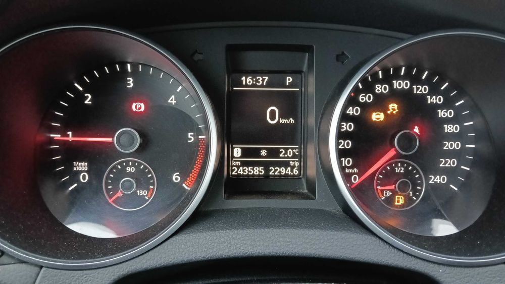 Vând golf 6 1.6 diesel 2013 automat