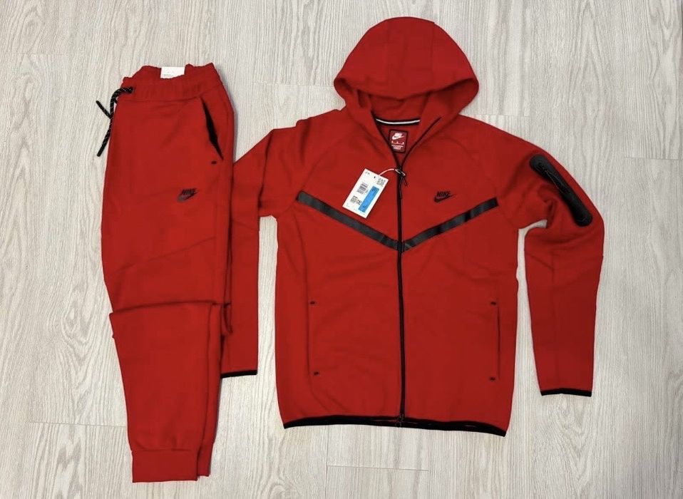Vand Nike Tech Fleece