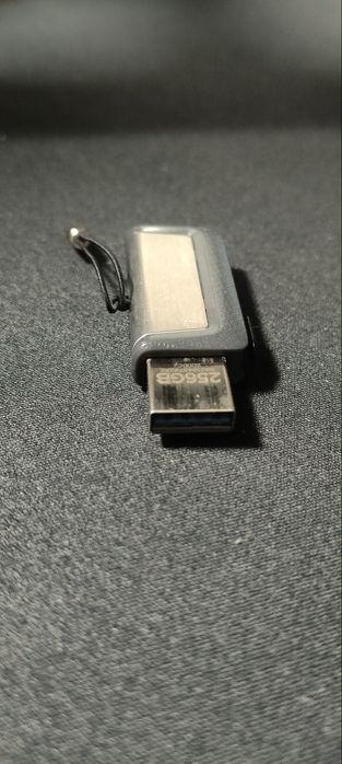 Флешка kingston 256 гб