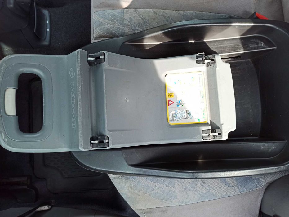 FamilyFix + Maxi-cosi Pearl family fix isofix база maxi cosi