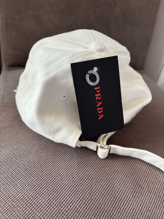 Șapcă alba print logo