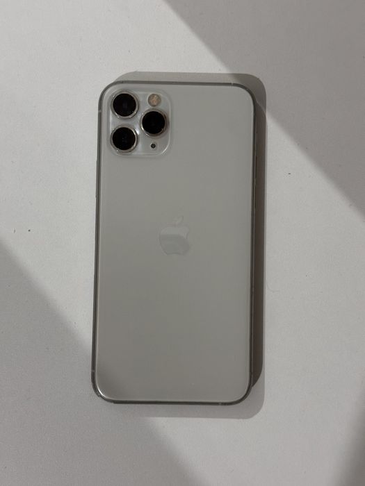 Айфон 11 про 64 гб