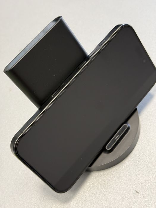 Iphone 15 pro 128gb black Titanium