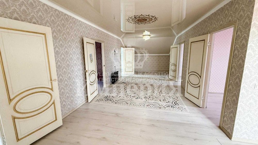 Отдельный дом · 9 комнат  ,Айгерим Д.