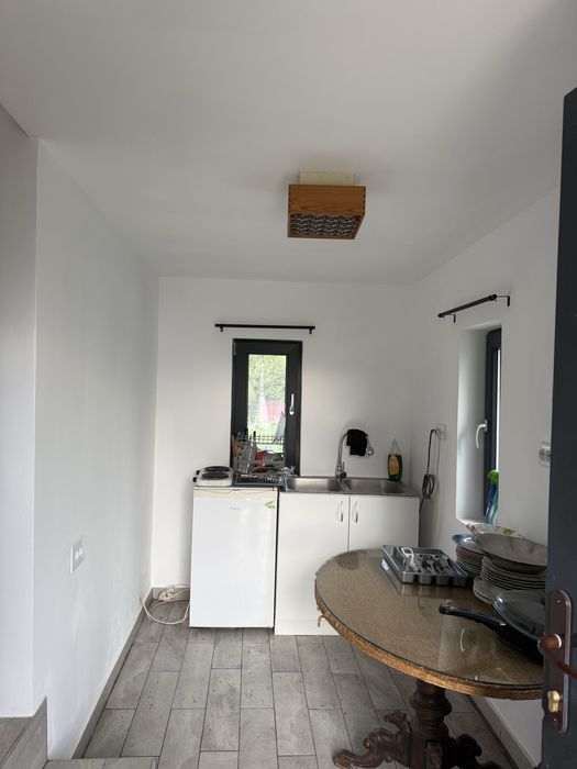 Casa de vanzare langa padure la 15 km de Bacau