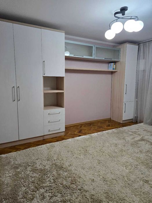 Дава се под наем Двустаен апартамент в София, Левски В - 65 кв.м за 350 € - Снимка #1