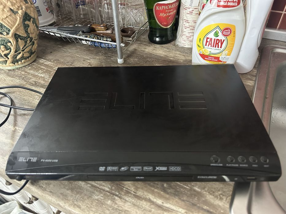 DVD player Elite  PV-4000