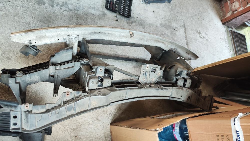 Очиларка / маска бмв х3 е83