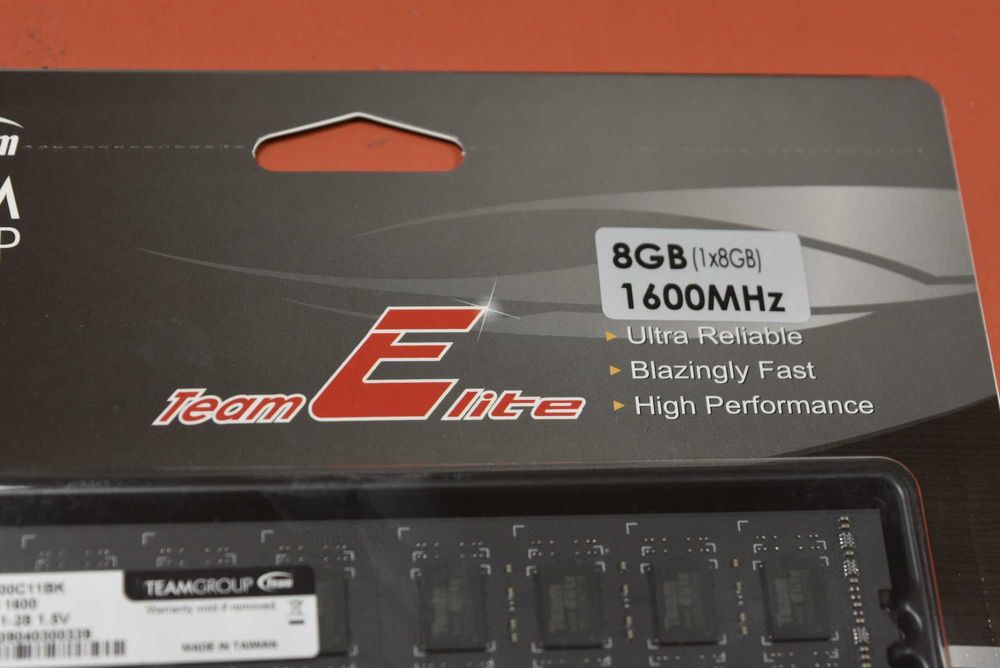 8 GB DDR3 / 1600 MHZ Team Elite настолен компютър - чисто нова