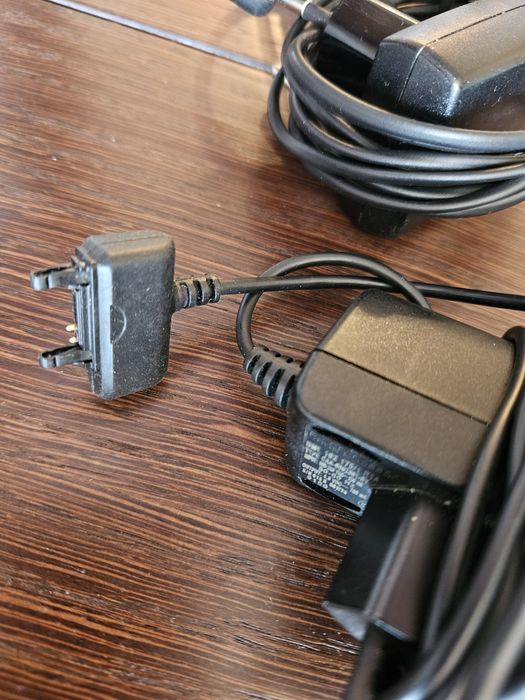 Зарядни за GSM Sony Ericson и LG