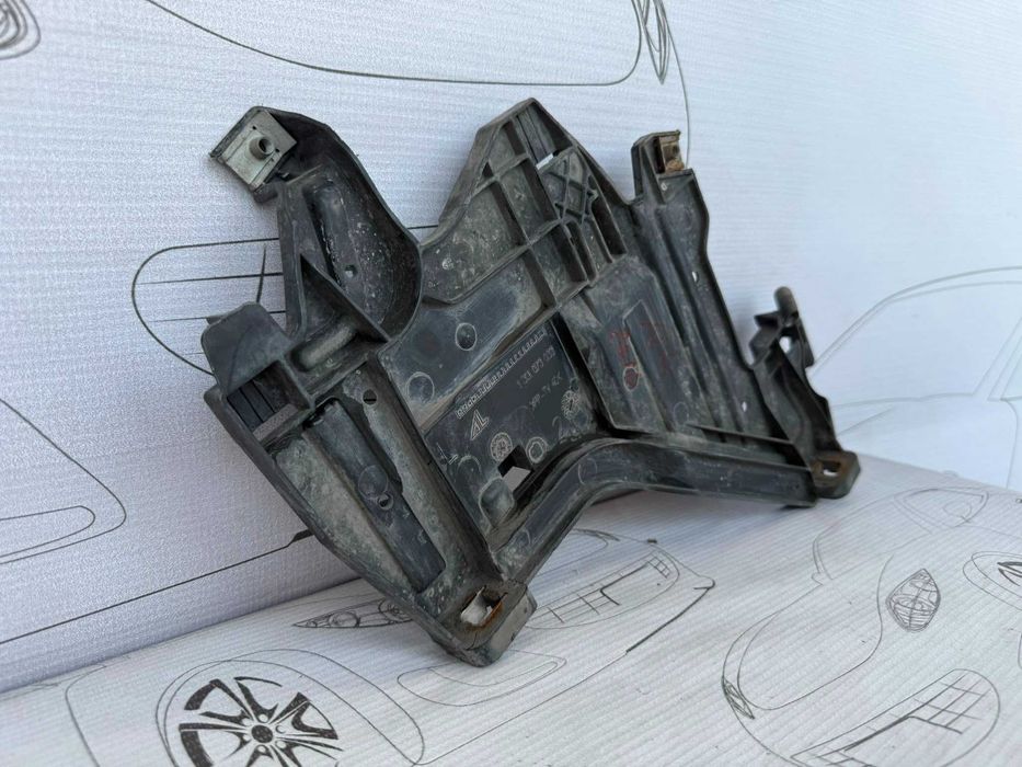 Suport Ochelar Ghidaj Sub Far Stanga Audi A4 B8 8K 2010 / 2008-2015 Cod OEM 1301073033 (5B2)