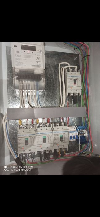 ПрофессиональныЕ ЭлектрикА
Опытный электромонтажник. Выполняю р