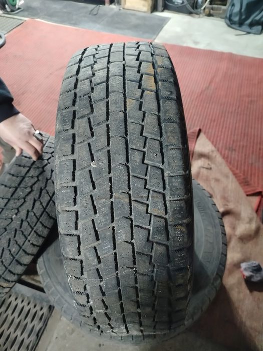 Резина зимняя липучка