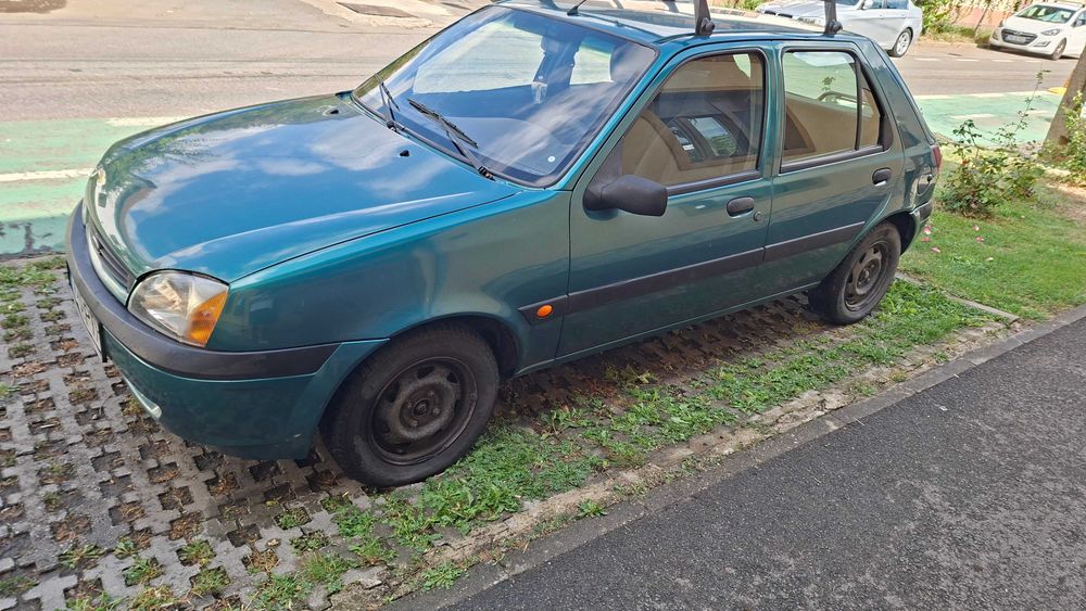FORD Fiesta 2000 — imagine 3