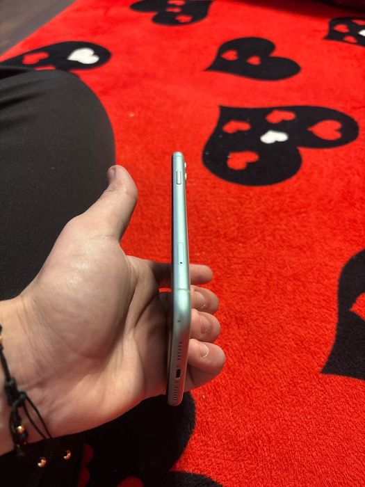 iPhone 11 64 GB preț negociabil