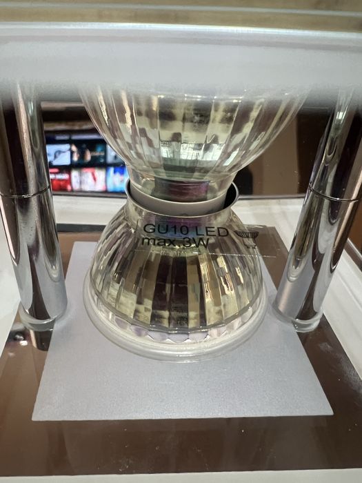 Модерно осветително тяло