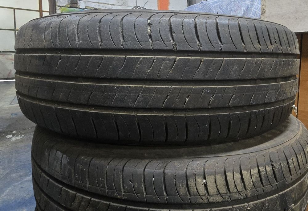 Продам шины 205/65 R16