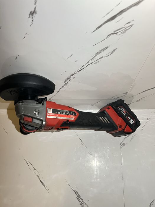 Plizor Unghiular Milwaukee FSAG125XB