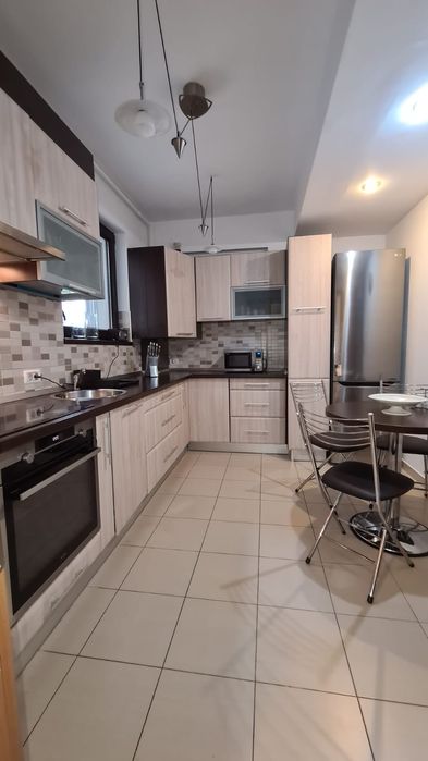 Apartament 2 camere decomandat, confort 1, terasă, pază + parcare zona Biharia