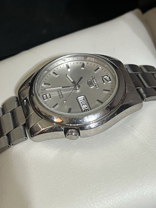 Seiko 5 , 21 Jewels automatic