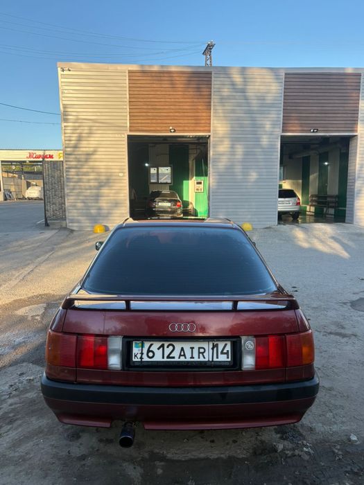 Продам Audi 80 б3