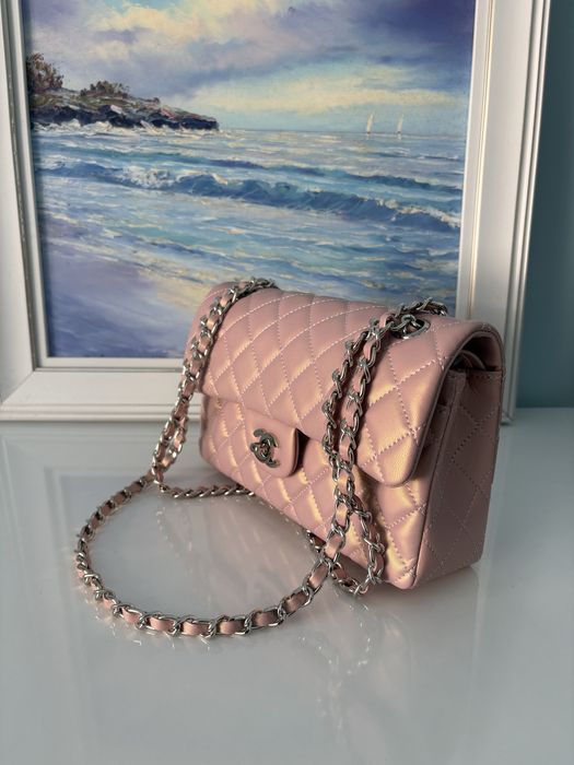 Дамска чанта – CHNL + подарък