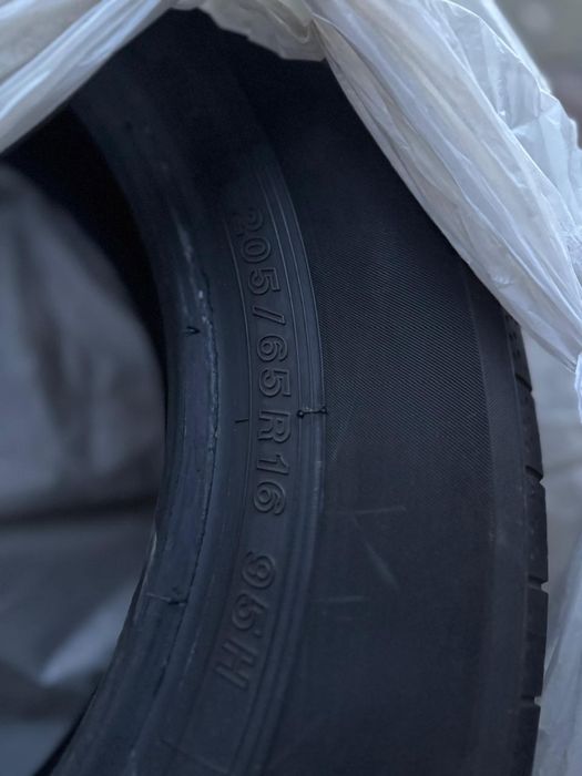 Шины Yokohama 205/65/16