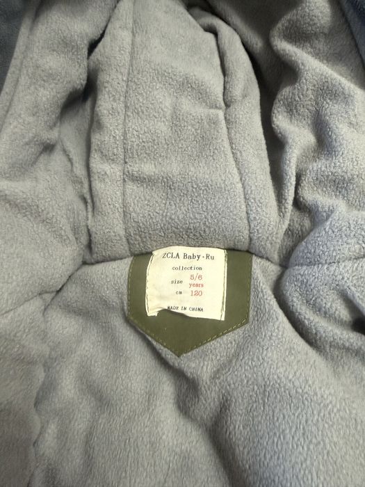 Продам куртку детскую зимнию