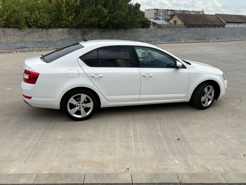Skoda Octavia III/ 1,6 TDI/2013/Dublu climatronic/ Keyless