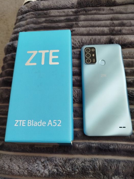 Продам смартфон ZTE