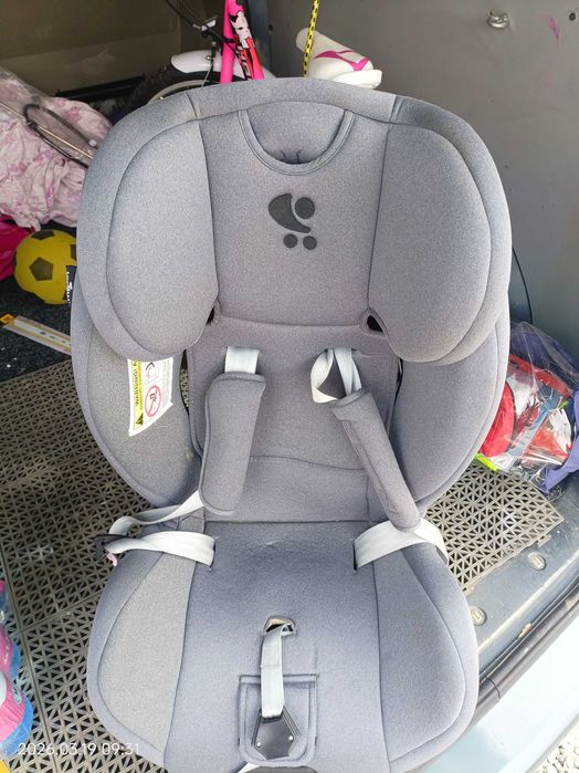детско столче за кола.